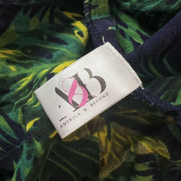 🔥🔥5 for $25🔥🔥 America & Beyond Green Tropical Surplice Mini Swim Suit Cover Up - Picture 11 of 13